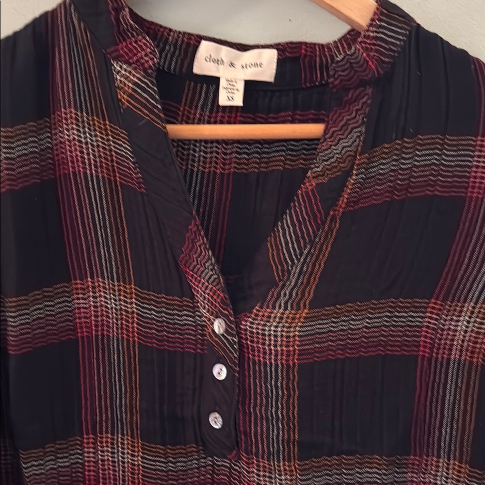Cloth & Stone Short Sleeve Blouse - XS - Picture 3 of 4